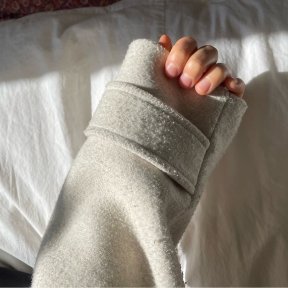 Cream Cropped Button-Up Basic Jacket - Picture 8 of 8